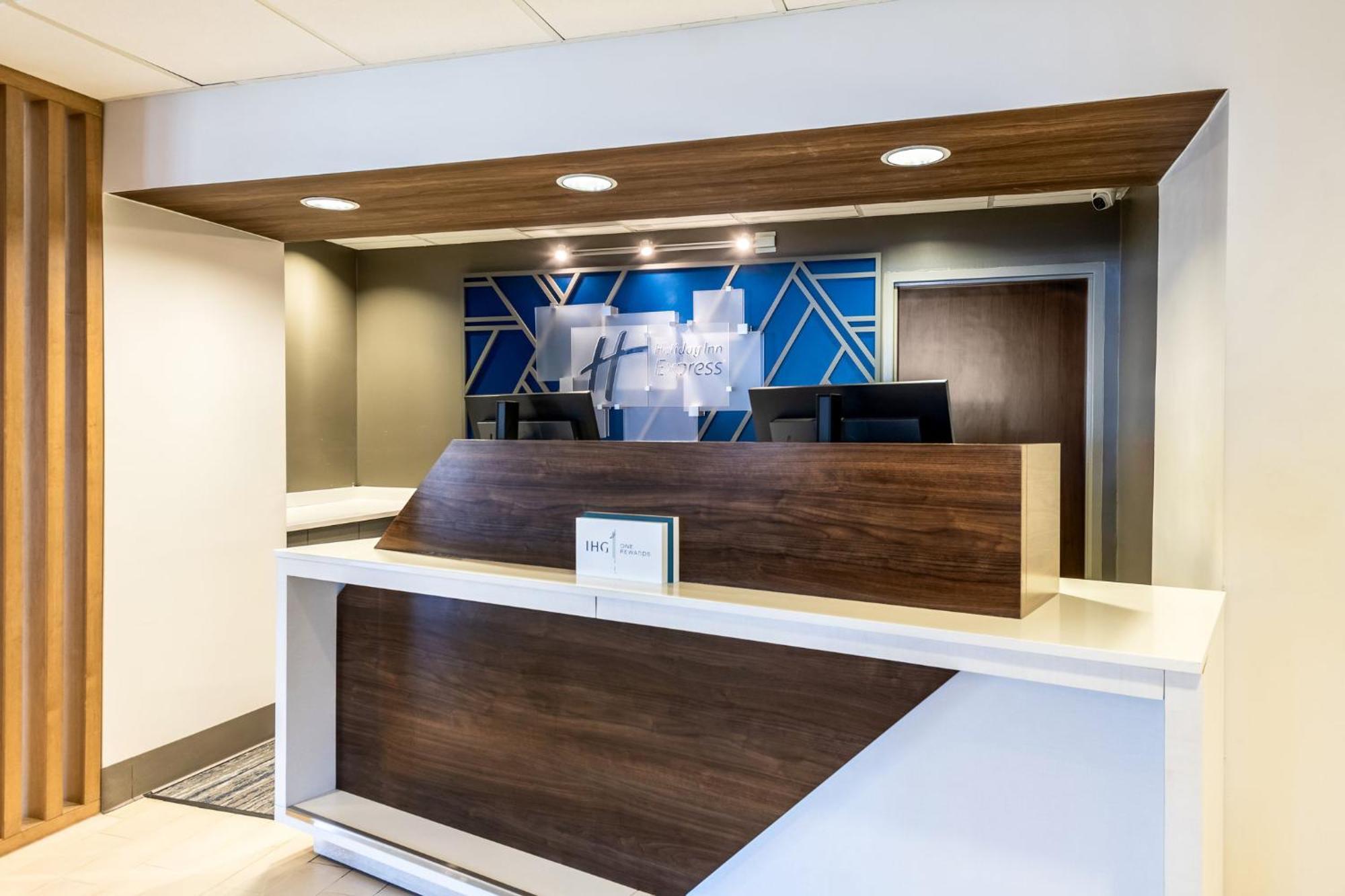 Holiday Inn Express Hotels- Hampton By Ihg Εξωτερικό φωτογραφία