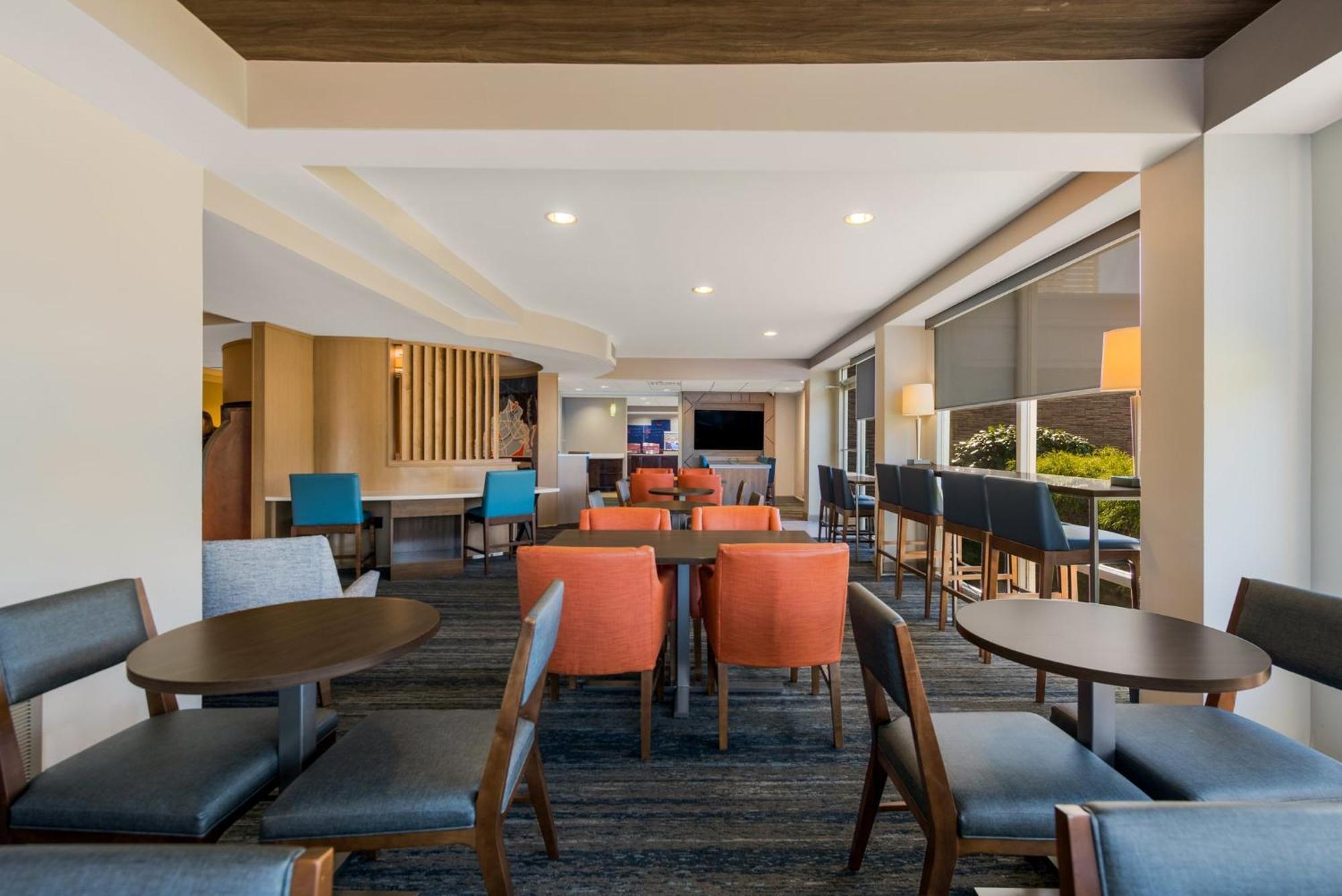 Holiday Inn Express Hotels- Hampton By Ihg Εξωτερικό φωτογραφία