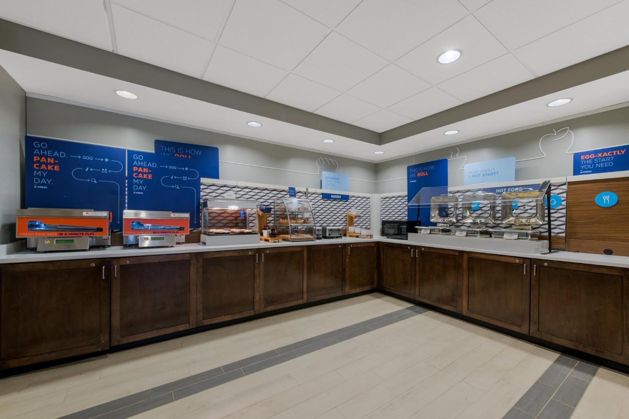 Holiday Inn Express Hotels- Hampton By Ihg Εξωτερικό φωτογραφία